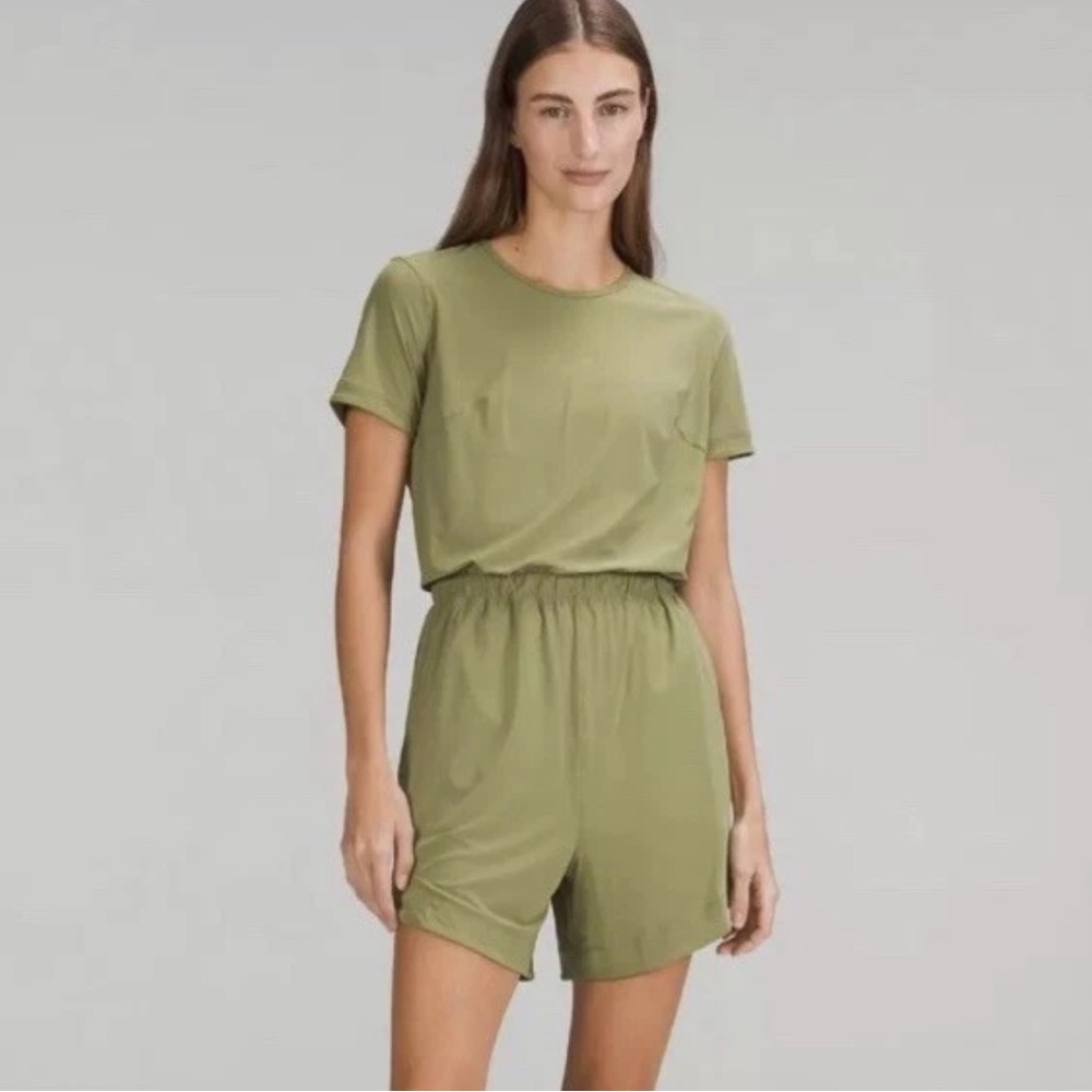 Lululemon Lightweight Green High-Neck Romper athletic workout comfortable Sz 8